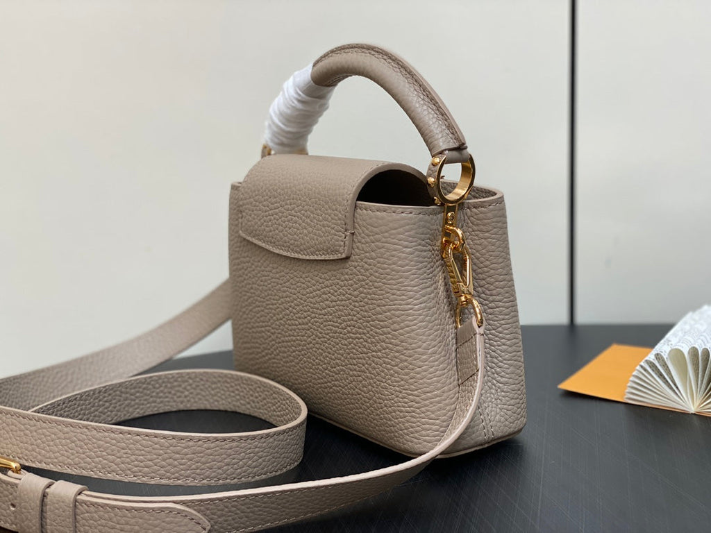 CAPUCINES MINI 21 EN TAURILLON MARRON KAKI