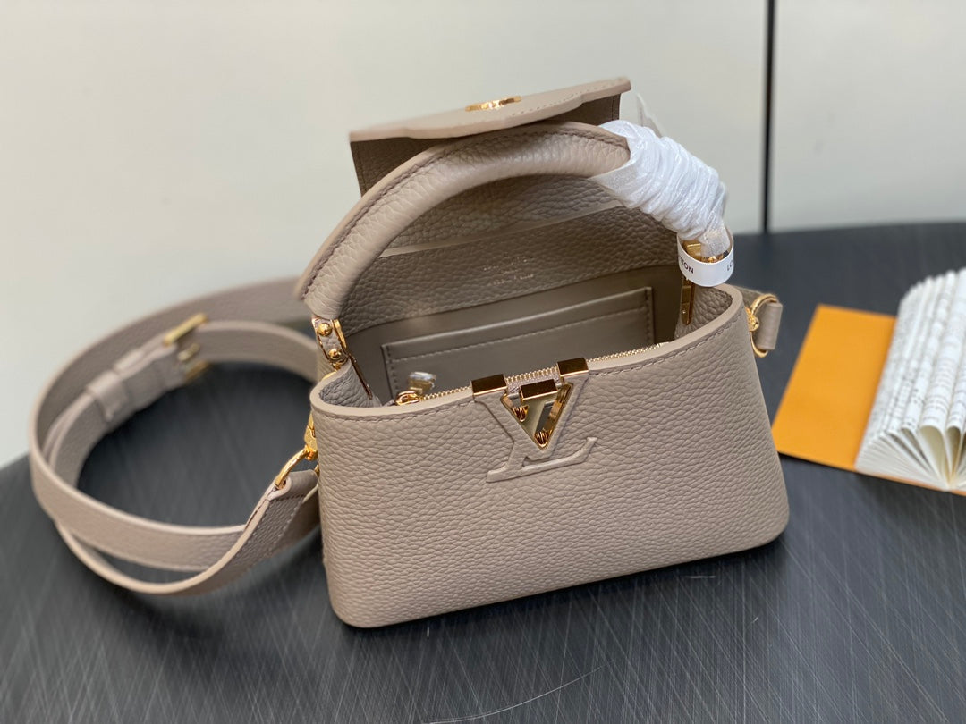 CAPUCINES MINI 21 EN TAURILLON MARRON KAKI