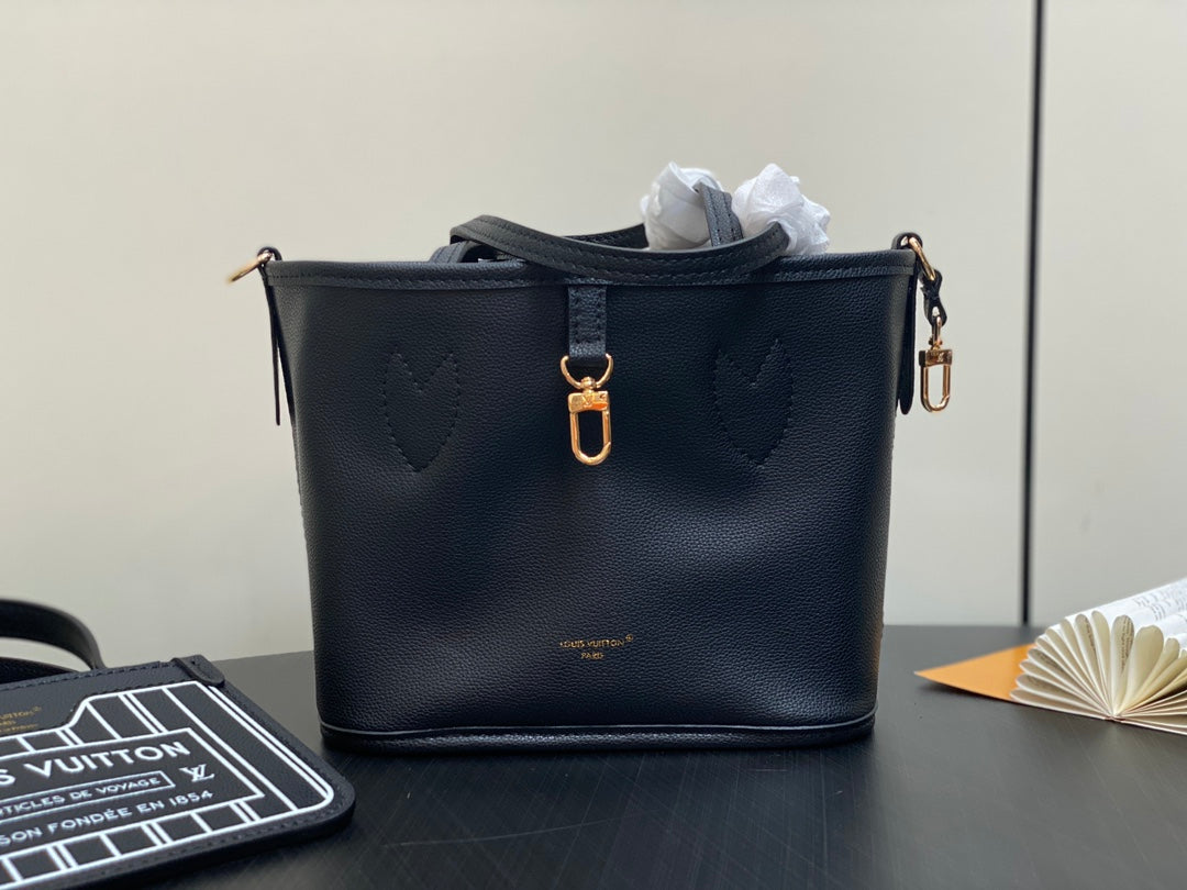 NEVERFULL 24 BANDOULIÈRE INSIDE OUT BB CUIR DE VEAU NOIR 