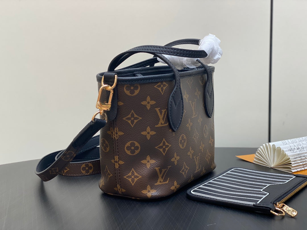 NEVERFULL 24 BANDOULIÈRE INSIDE OUT BB CUIR DE VEAU NOIR 