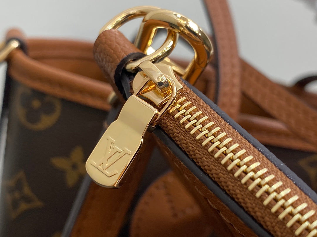 NEVERFULL 24 BANDOULIÈRE INSIDE OUT BB CUIR DE VEAU MARRON 