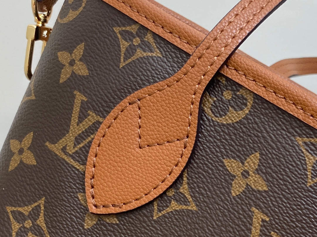 NEVERFULL 24 BANDOULIÈRE INSIDE OUT BB CUIR DE VEAU MARRON 