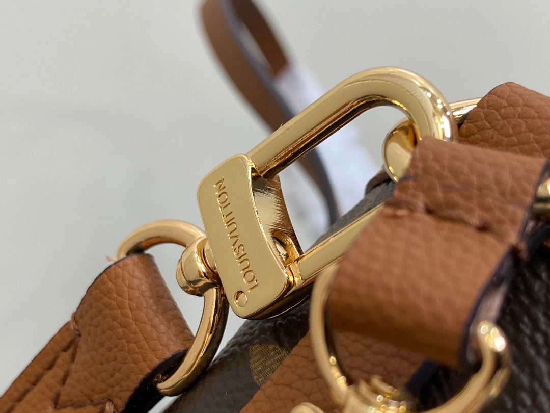 NEVERFULL 24 BANDOULIÈRE INSIDE OUT BB CUIR DE VEAU MARRON 