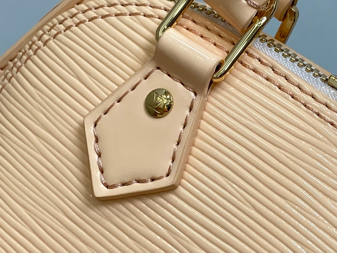 ALMA NANO 18 CUIR DE VEAU ÉPI BEIGE 
