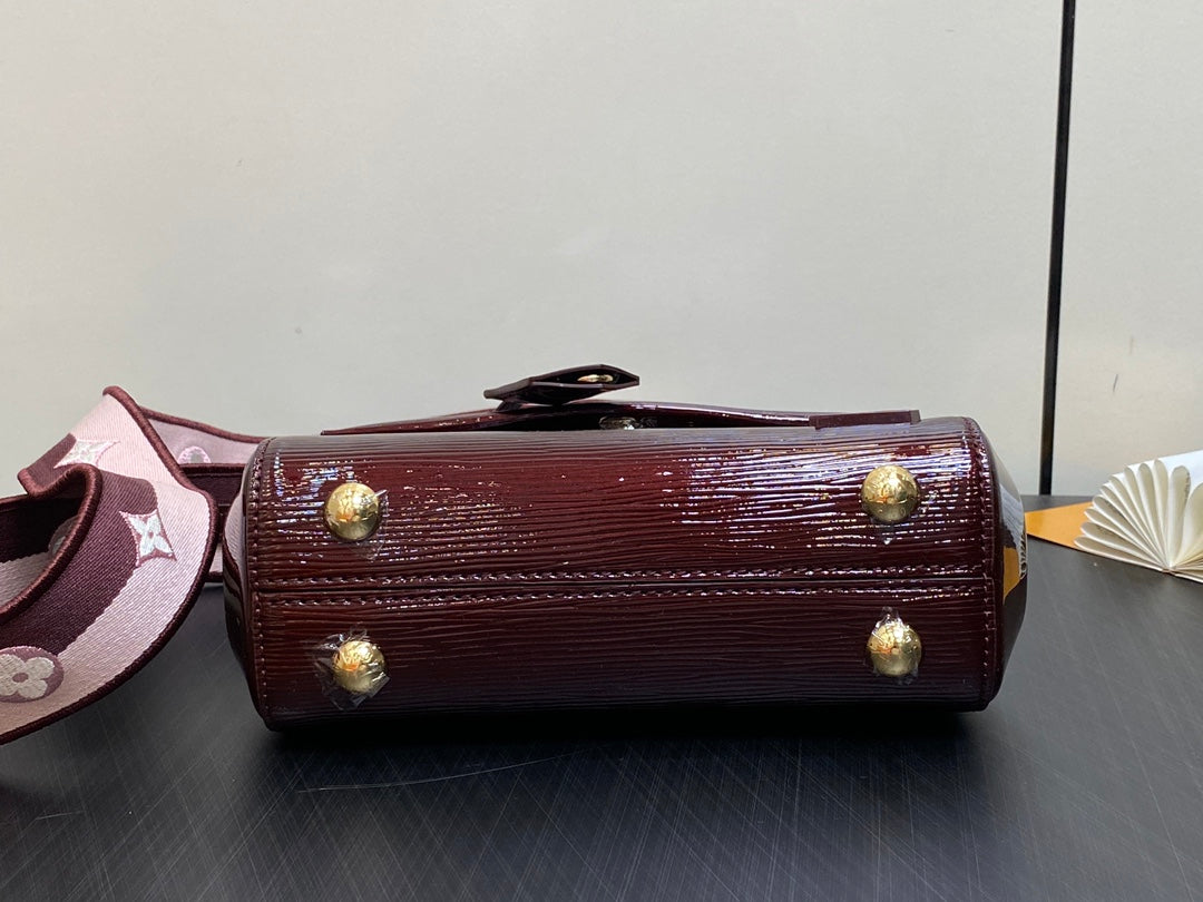 CLUNY MINI 20CM BORDEAUX CUIR DE VEAU ÉPI