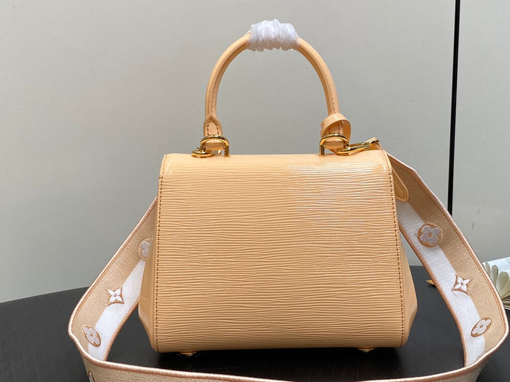 CLUNY MINI 20CM CUIR DE VEAU ÉPI BEIGE