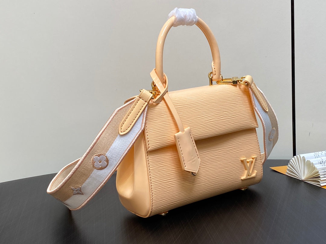 CLUNY MINI 20CM CUIR DE VEAU ÉPI BEIGE