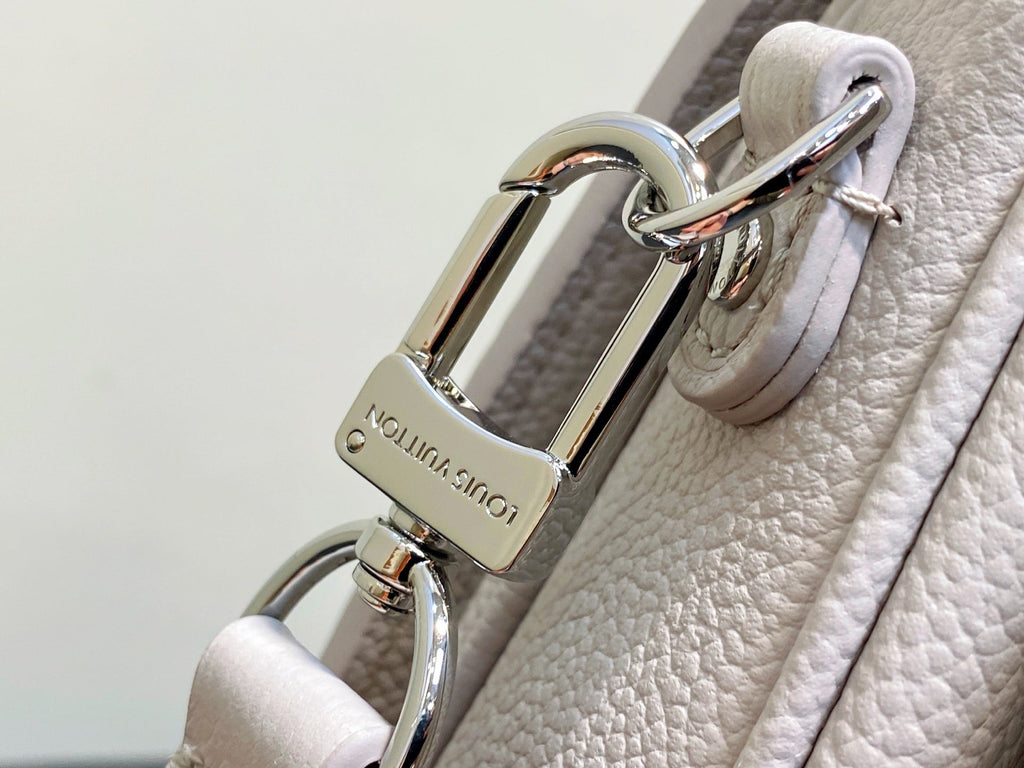 LV POCHETTE METIS 25CM WHITE MONOGRAM EMPREINTE LEATHER 331021