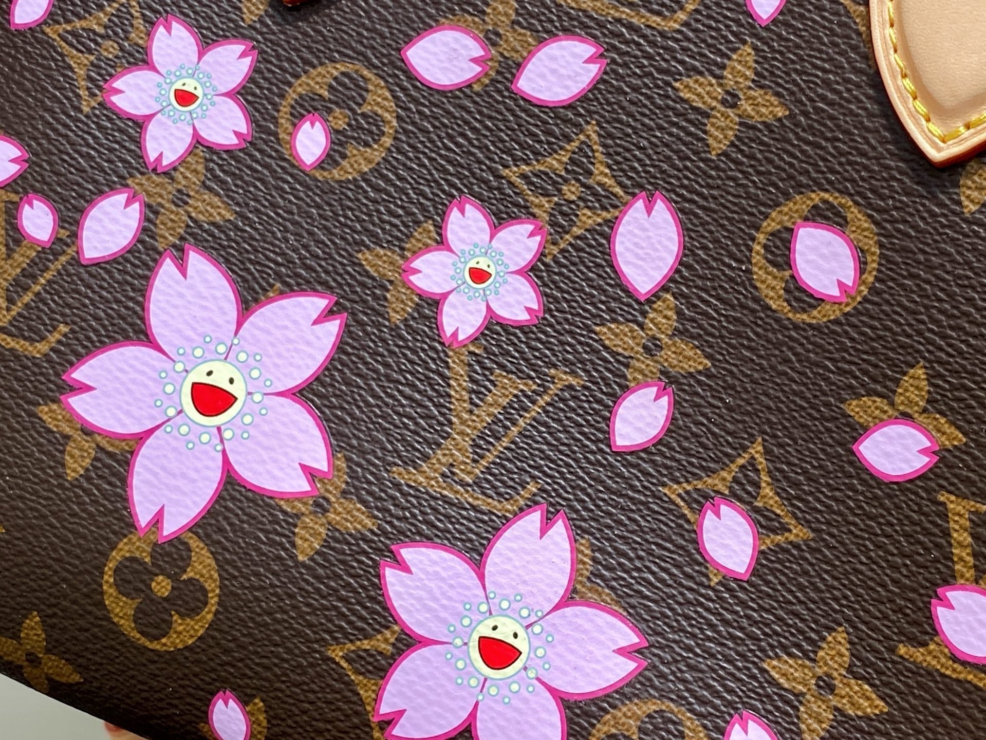 LV X TM ONTHEGO PM 25CM TOILE MONOGRAMME SAKURA MARRON FLEUR DE CERISIER