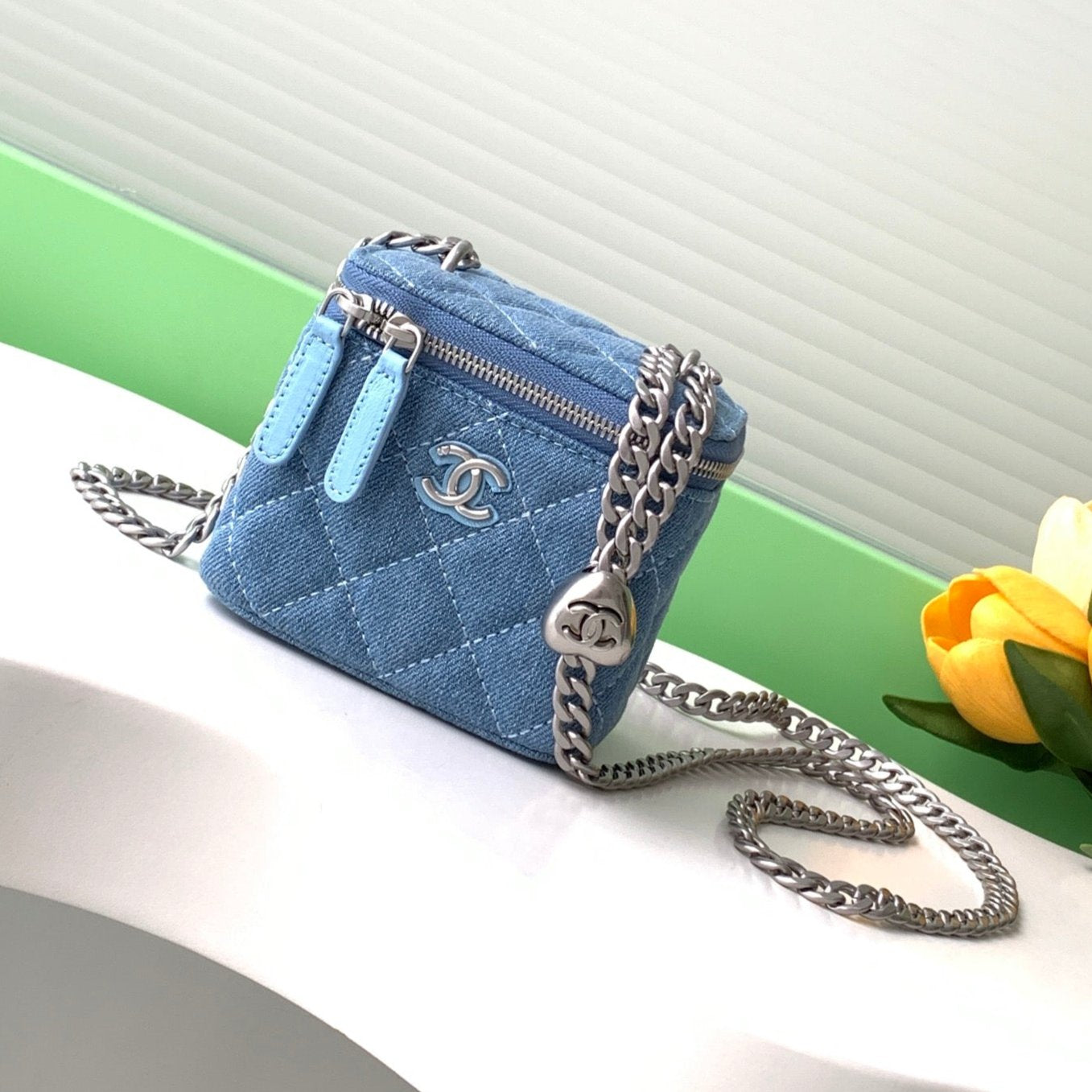 CC 24K VANITY 11CM BLEU DENIM QUINCAILLERIE ARGENTÉE 
