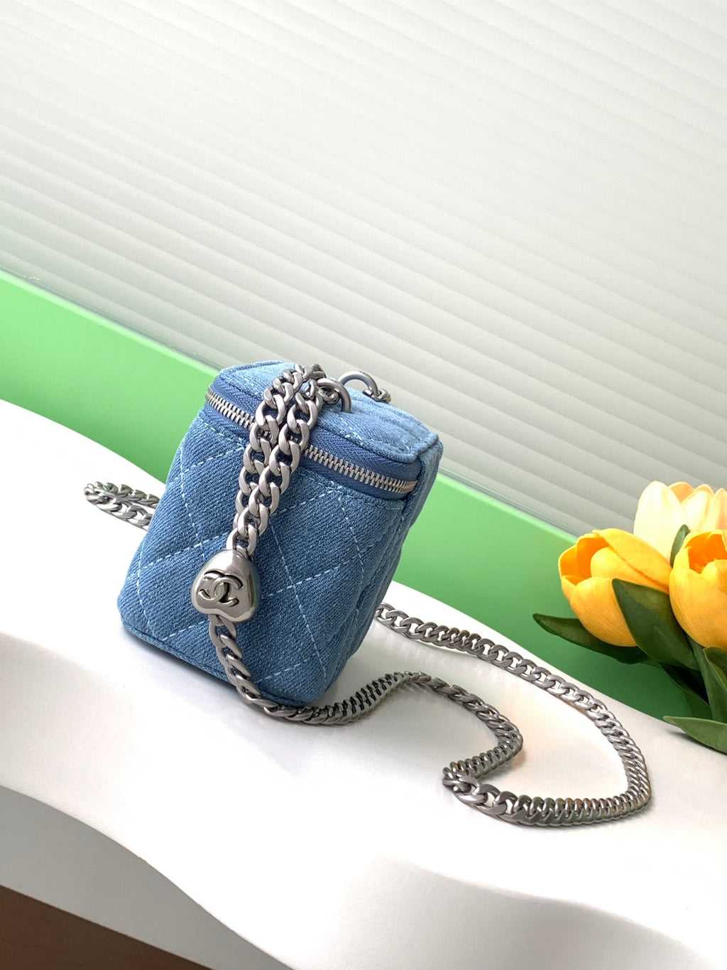 CC 24K VANITY 11CM BLEU DENIM QUINCAILLERIE ARGENTÉE 
