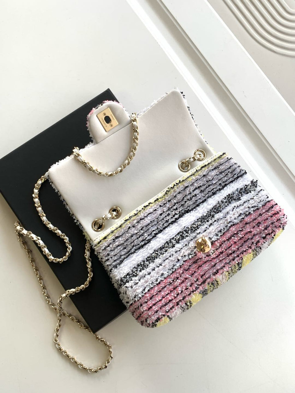 CC 24S FLAP BAG MINI 21CM MULTICOLOR SEQUIN GOLD HARDWARE 238437