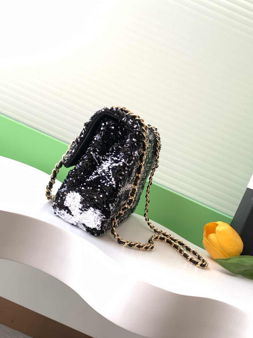 CC 24S FLAP BAG MINI 21CM BLACK WHITE SEQUIN GOLD HARDWARE 238439