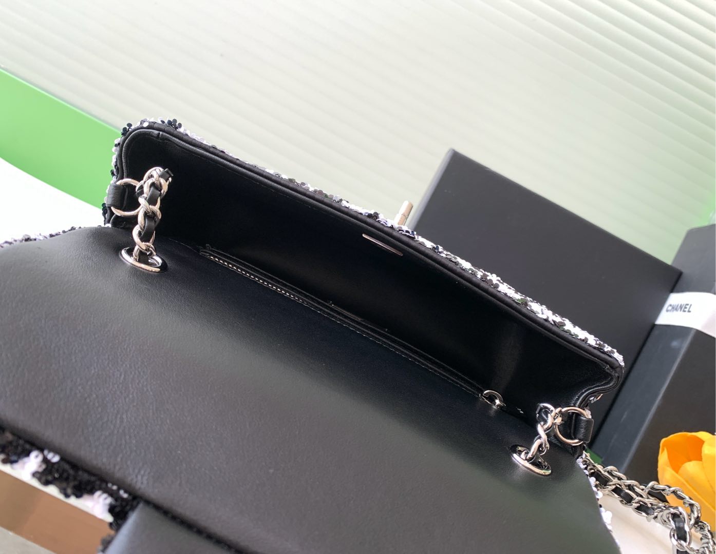CC 25C WHITE BLACK SEQUIN SILVER HARDWARE