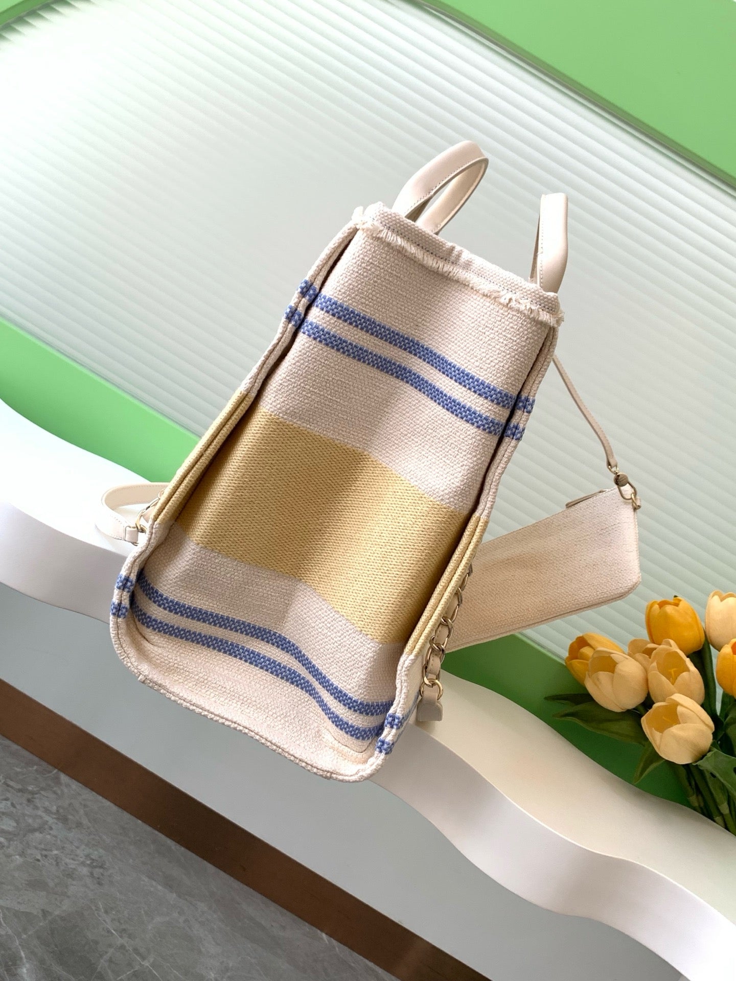 CC 25C TOTE BAG BEIGE LIGHT TAN CANVAS FABRIC 238508