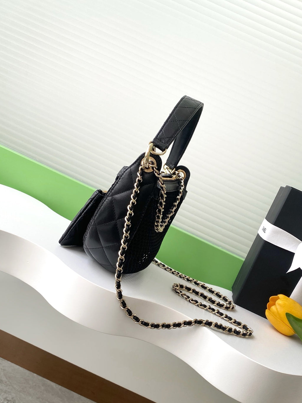 CC 25S BLACK CLUTCH BAG WITH CHAIN
