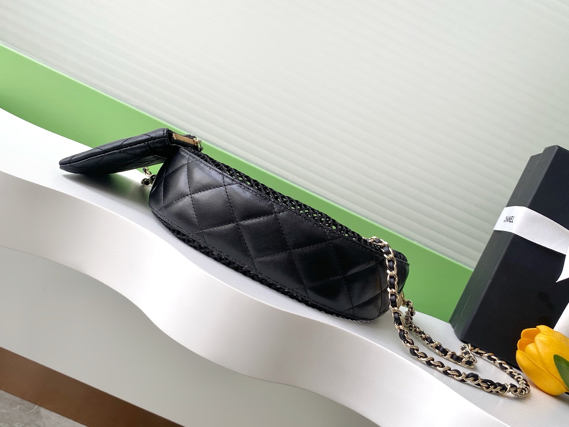 CC 25S BLACK CLUTCH BAG WITH CHAIN