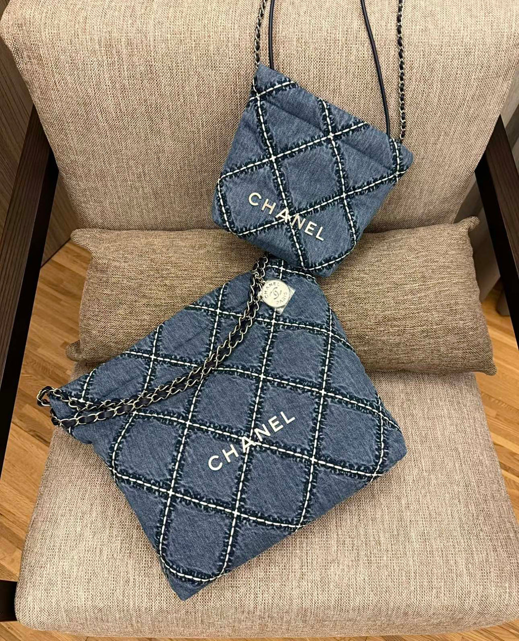CC 24P STITCHED DENIM SILVER HARDWARE