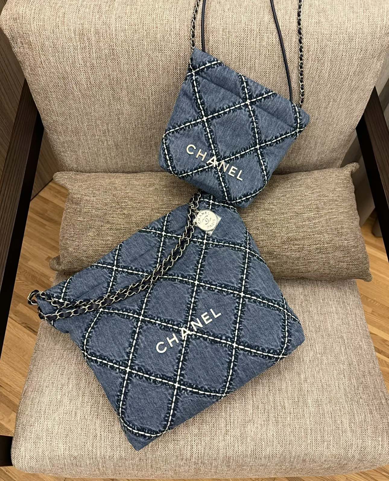 CC 24P STITCHED DENIM SILVER HARDWARE
