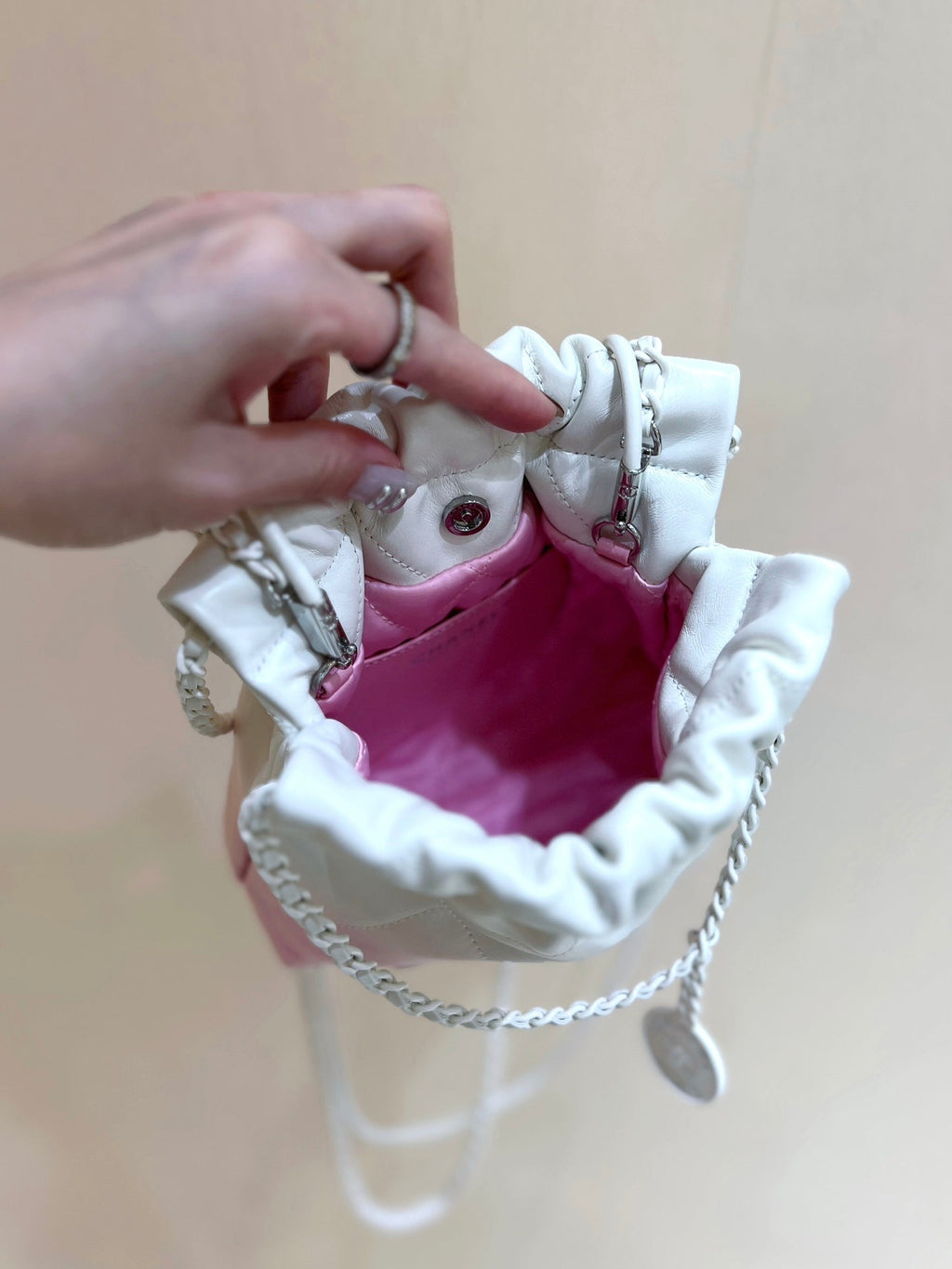 CC22 MINI HOBO BAG 20CM PINK WHITE LAMBSKIN SILVER HARDWARE