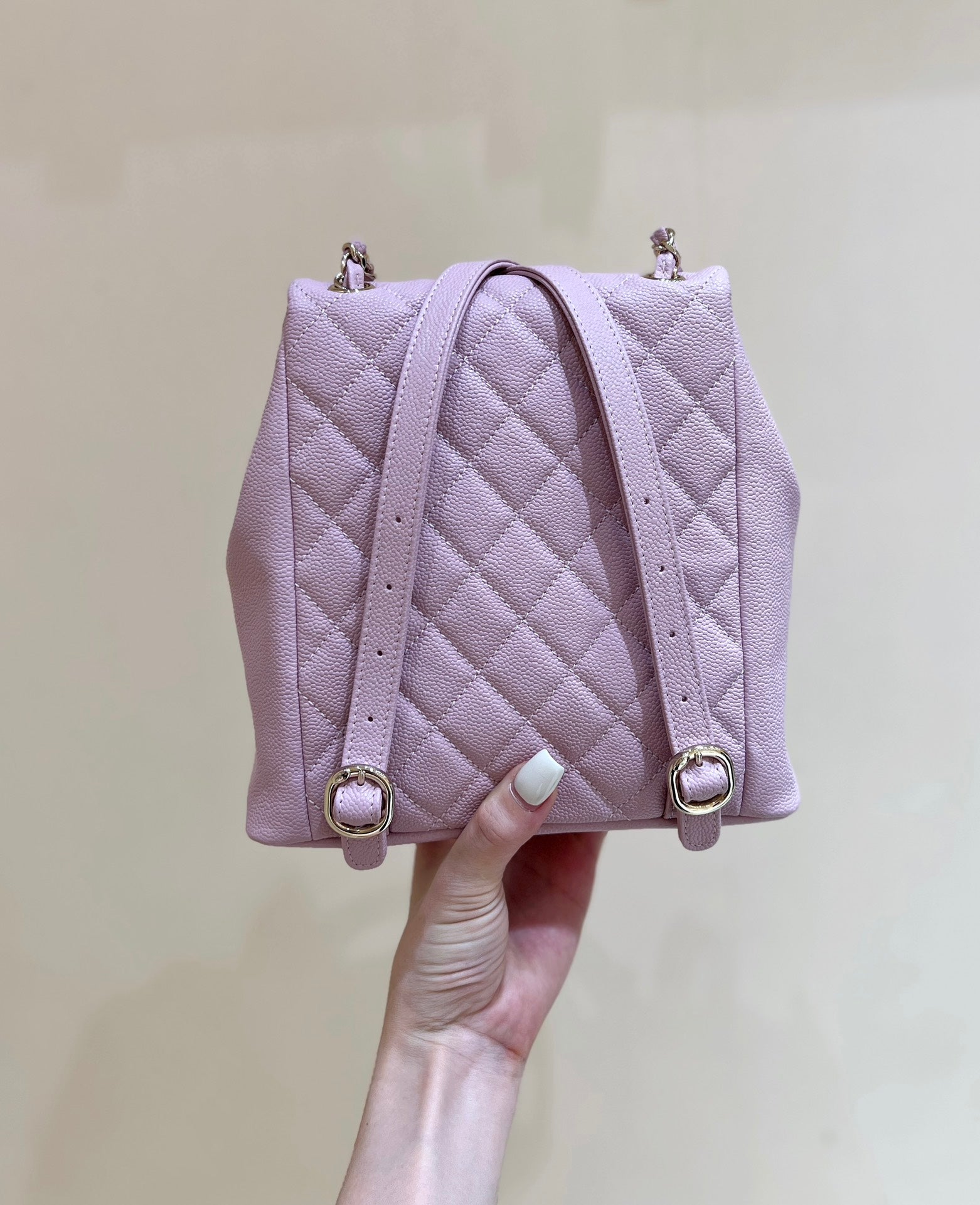 SAC À DOS 24A DUMA EN CUIR CAVIAR VIOLET ET QUINCAILLERIE OR CLAIR