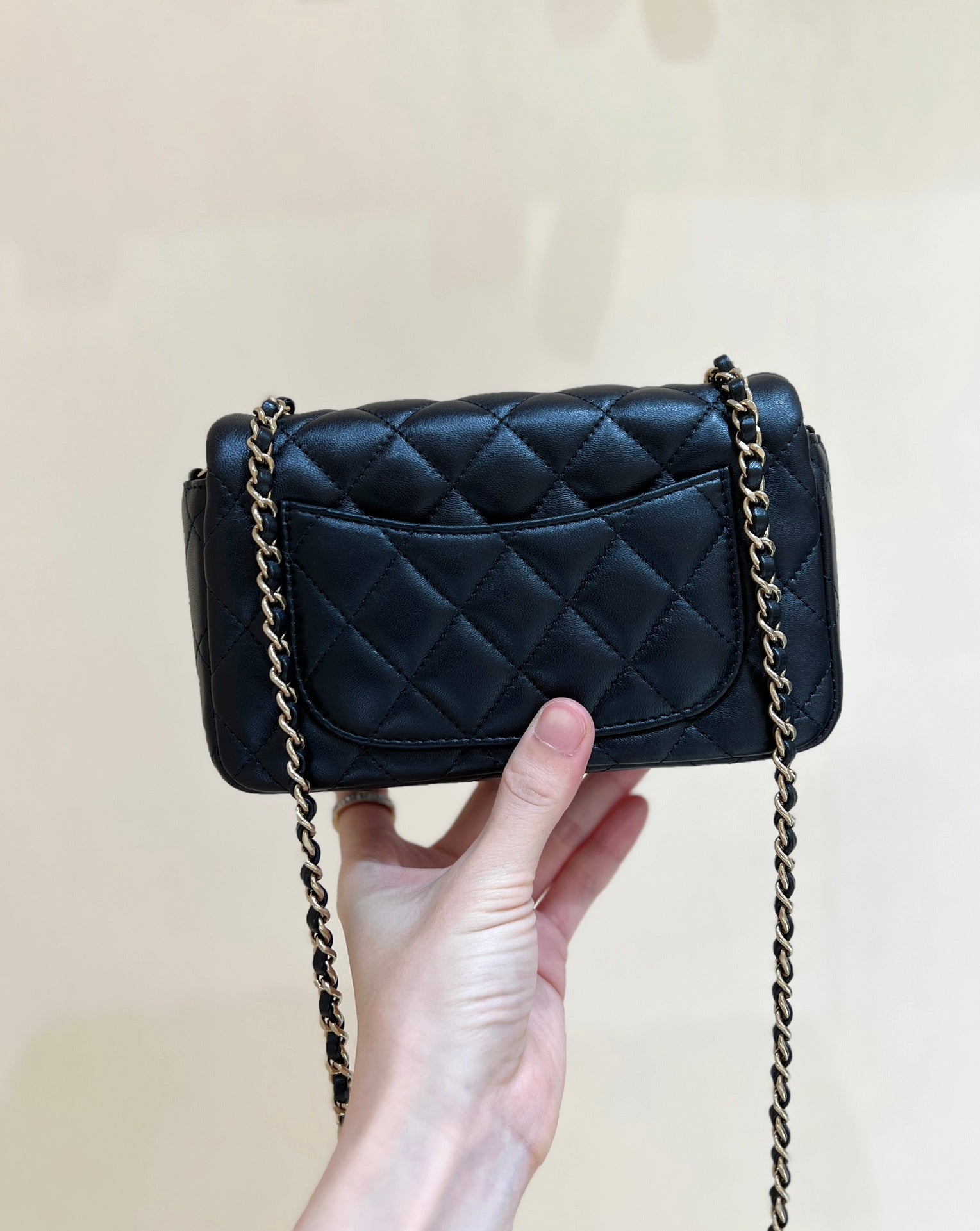 CC 24K MINI FLAP BAG 18CM BLACK LAMBSKIN GOLD HARDWARE