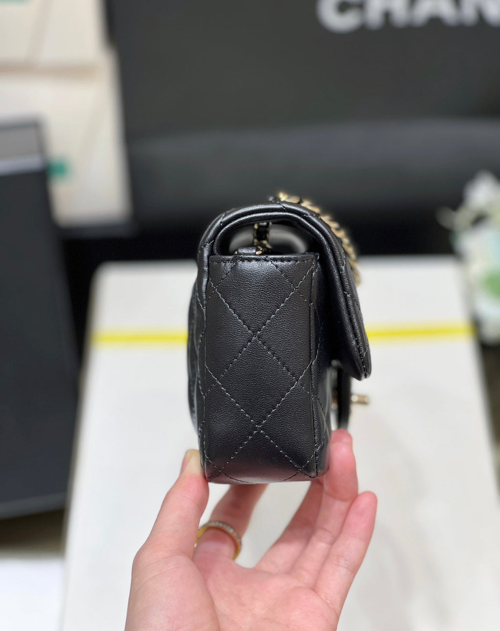 CC 24K MINI FLAP BAG 18CM BLACK LAMBSKIN SILVER HARDWARE