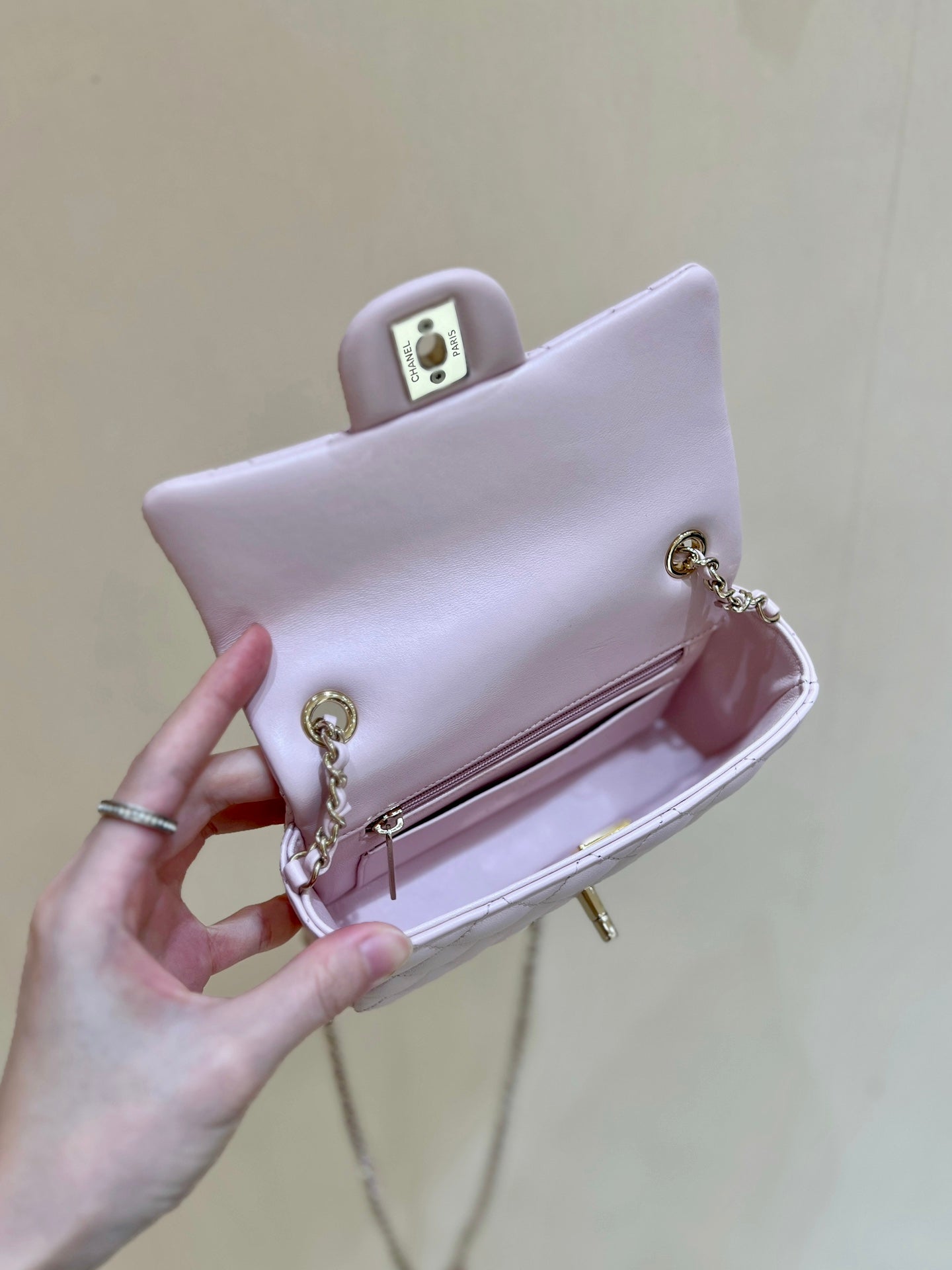 CC 24K MINI FLAP BAG 18CM LIGHT PINK LAMBSKIN GOLD HARDWARE