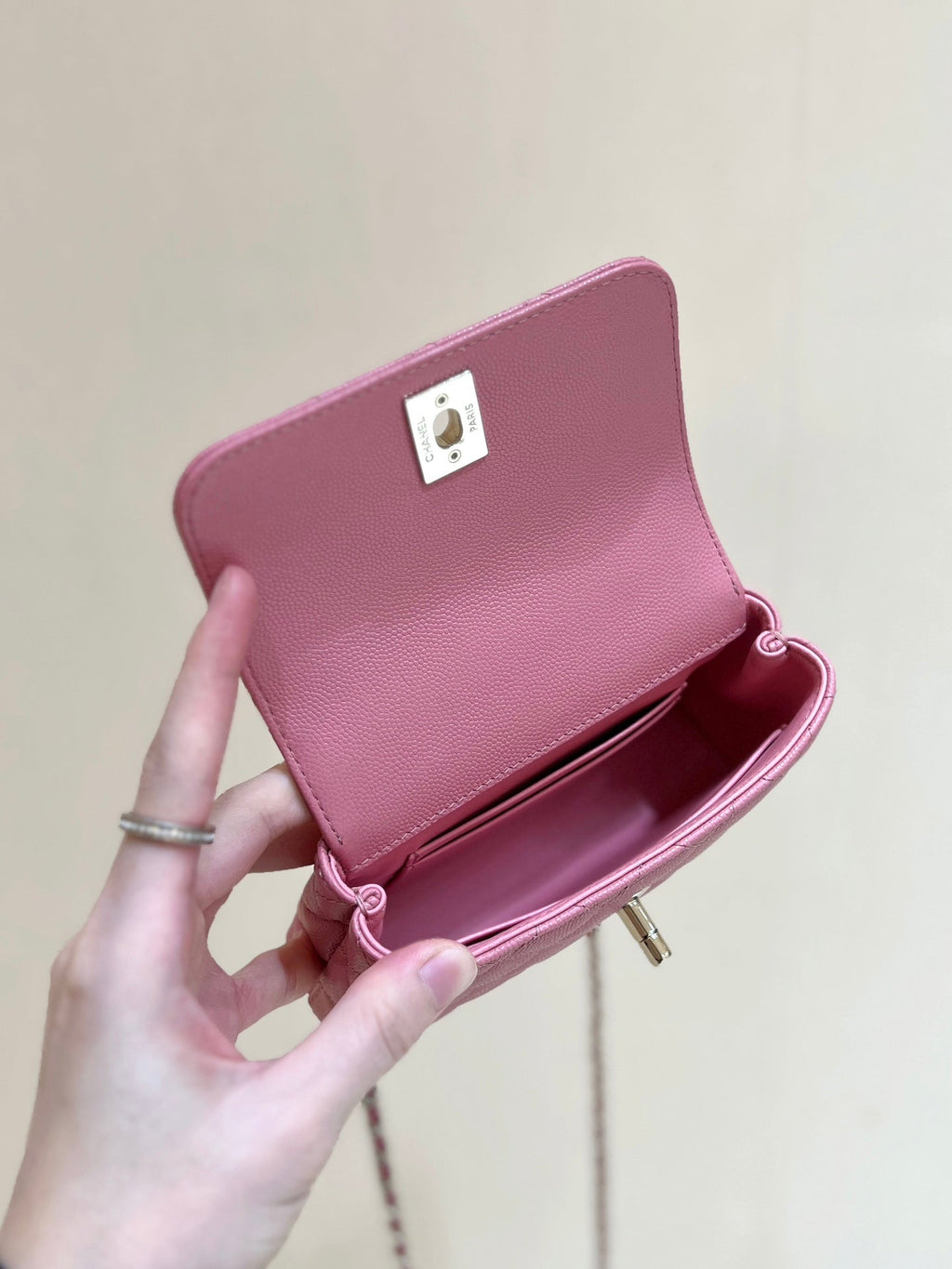 CC 24K COCO HANLE NANO 18CM CUIR DE VEAU GRAINÉ ROSE QUINCAILLERIE DORÉ