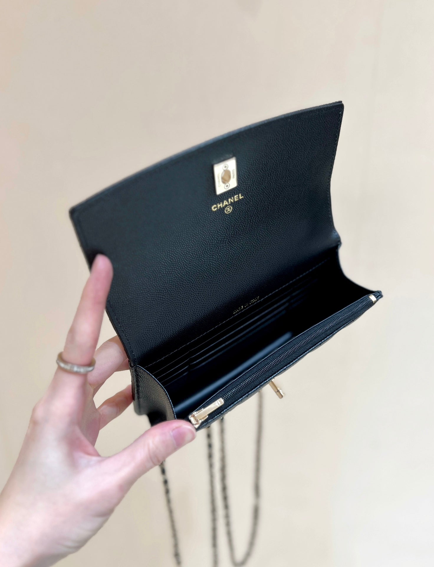 25C MINI WOC 18CM CUIR DE VEAU GRAINÉ NOIR QUINCAILLERIE DORÉ