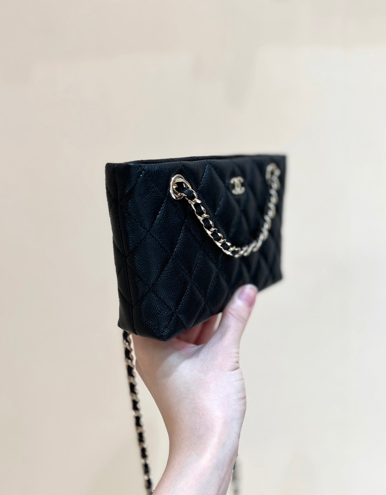 25C PETIT SAC CABAS 17CM EN CUIR DE VEAU GRAINÉ NOIR