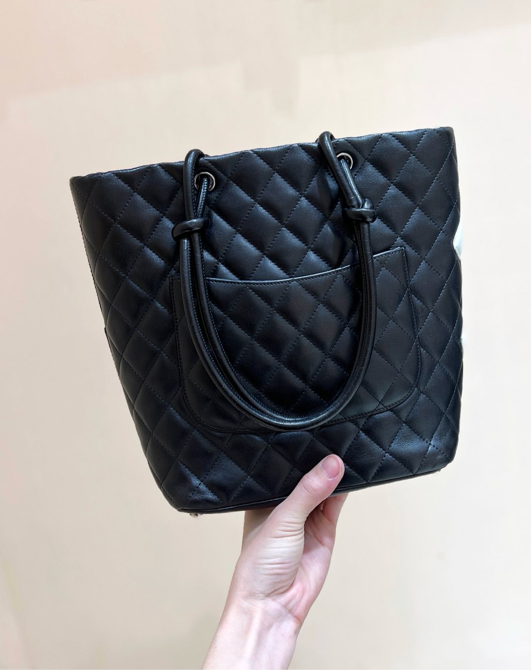 CC CAMBON TOTE 24CM BLACK WHITE QUILTED CALFSIN