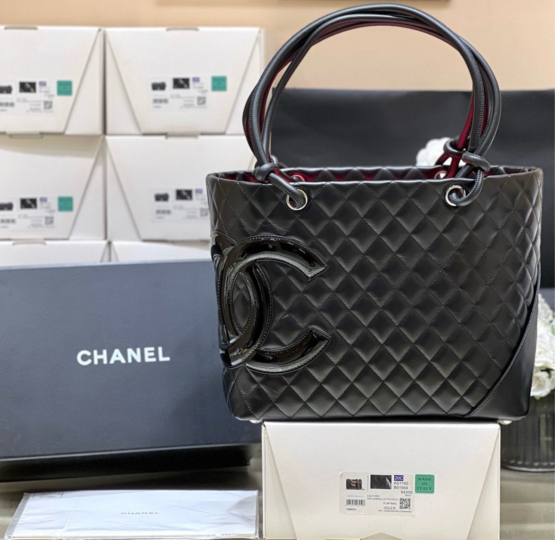 CC CAMBON TOTE 30CM BLACK QUILTED CALFSIN
