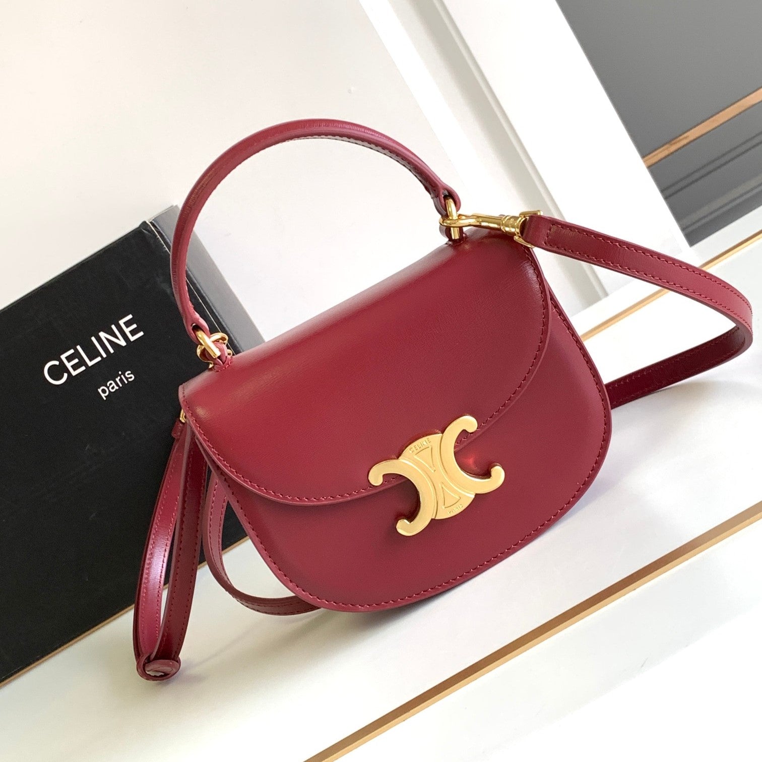 CHAINE TEEN BESACE TRIOMPHE 15,5CM CUIR DE VEAU ROUGE