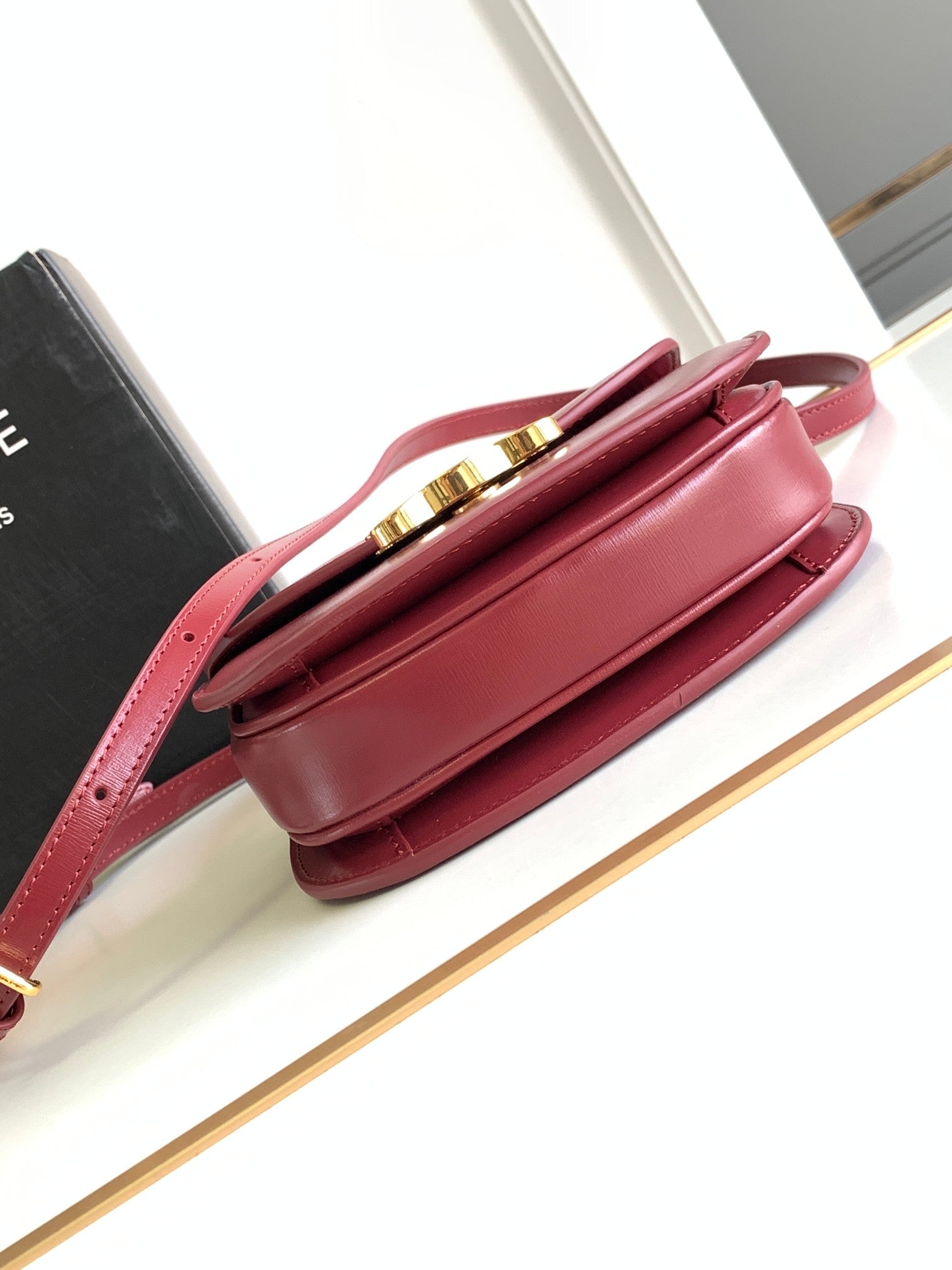 CHAINE TEEN BESACE TRIOMPHE 15,5CM CUIR DE VEAU ROUGE