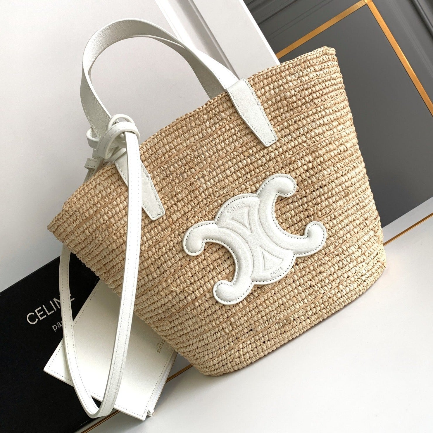 SAC CLASSIQUE ADO SOUPLE 21CM EN RAPHIA CUIR DE VEAU BLANC