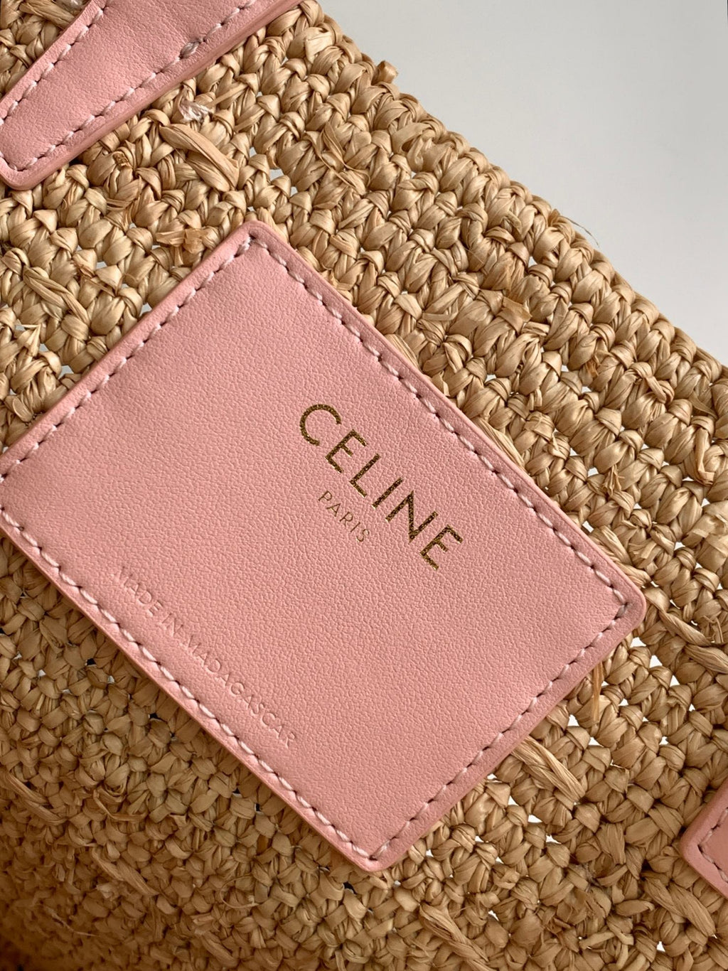 SAC CLASSIQUE ADO SOUPLE 21CM EN CUIR DE VEAU ROSE RAPHIA