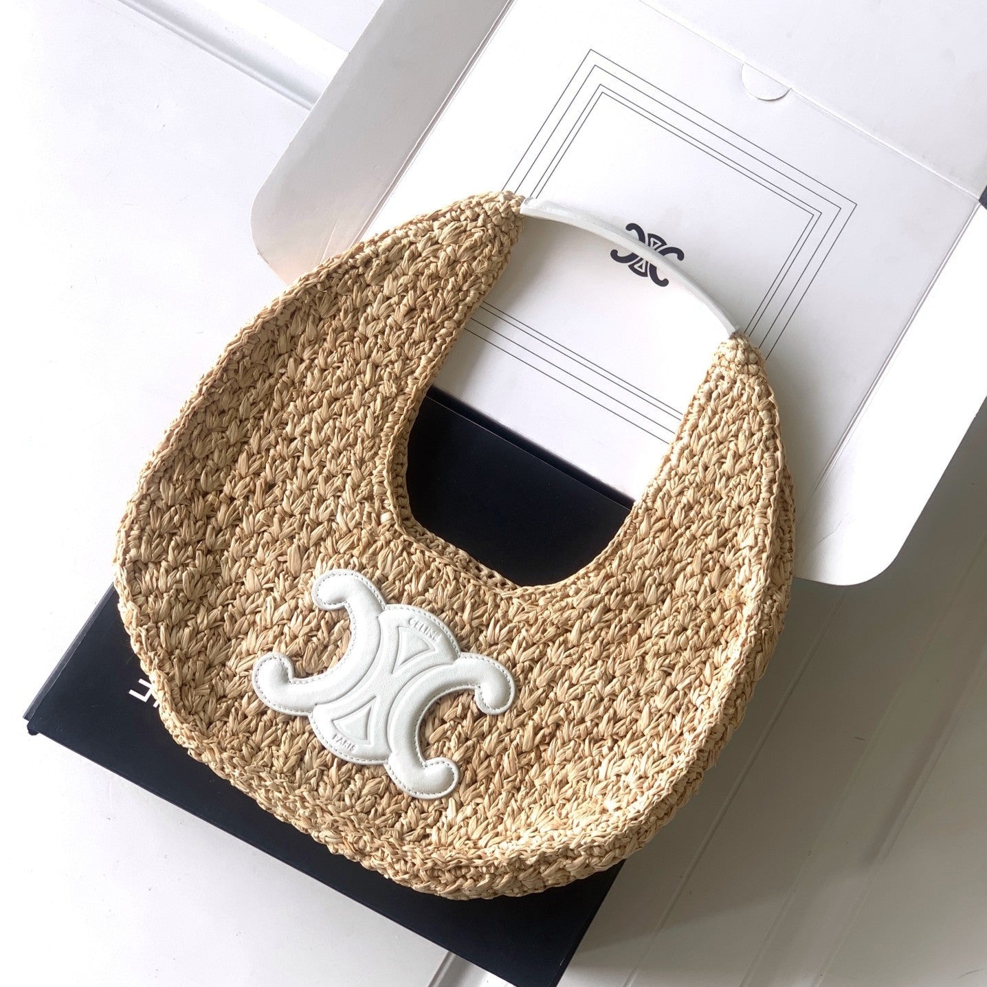 SAC HOBO CELIN CLASSIC PANIER 33CM EN RAPHIA ET CUIR DE VEAU BLANC
