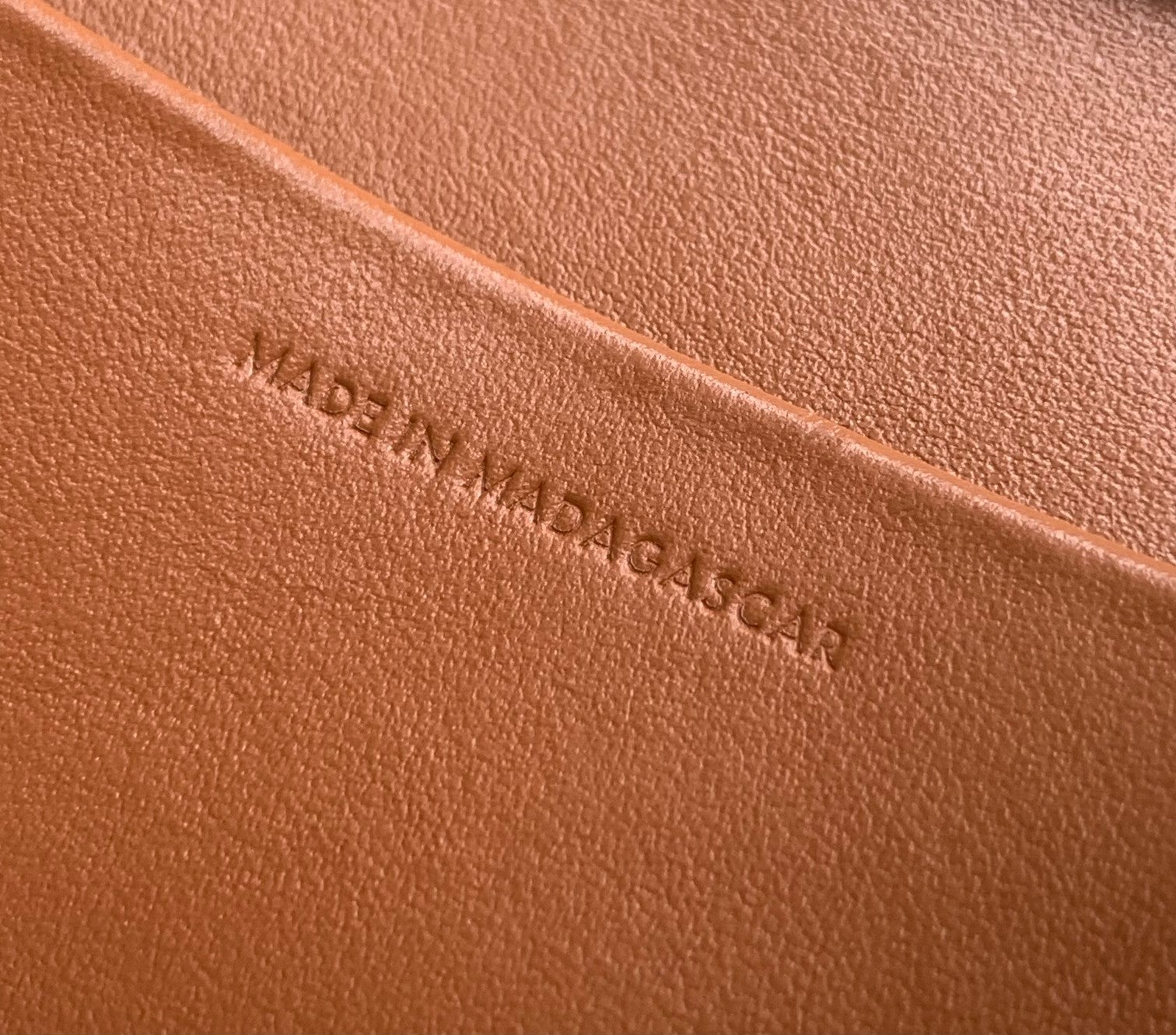 CELIN MULTIPOCHETTE 23 BEIGE RAFFIA TRIMMINGS CALFSKIN