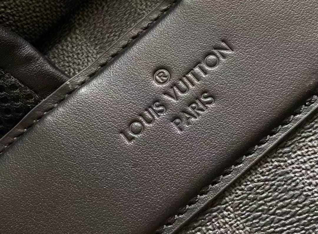 SAC À DOS 44 EN TOILE DAMIER GRAPHITE GUN METAL