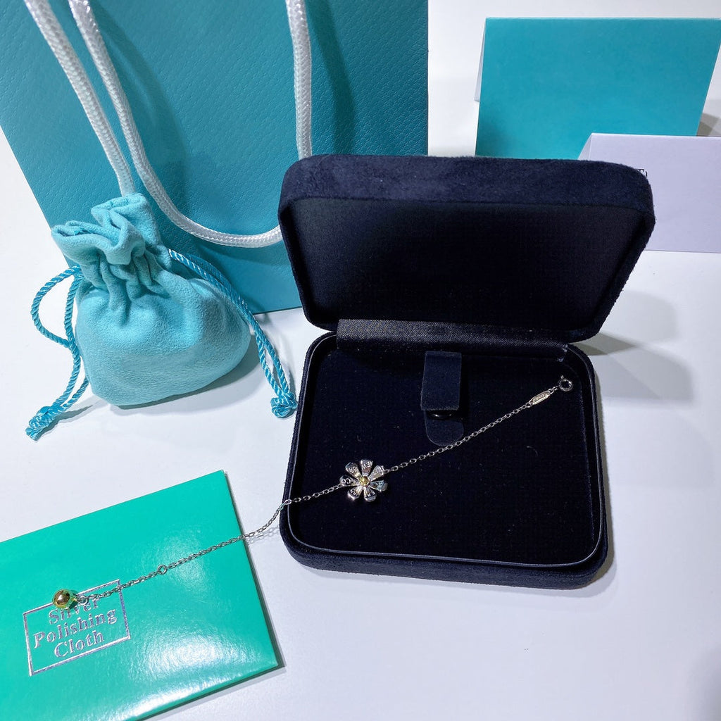BRACELET FLEUR RETOUR À TIF