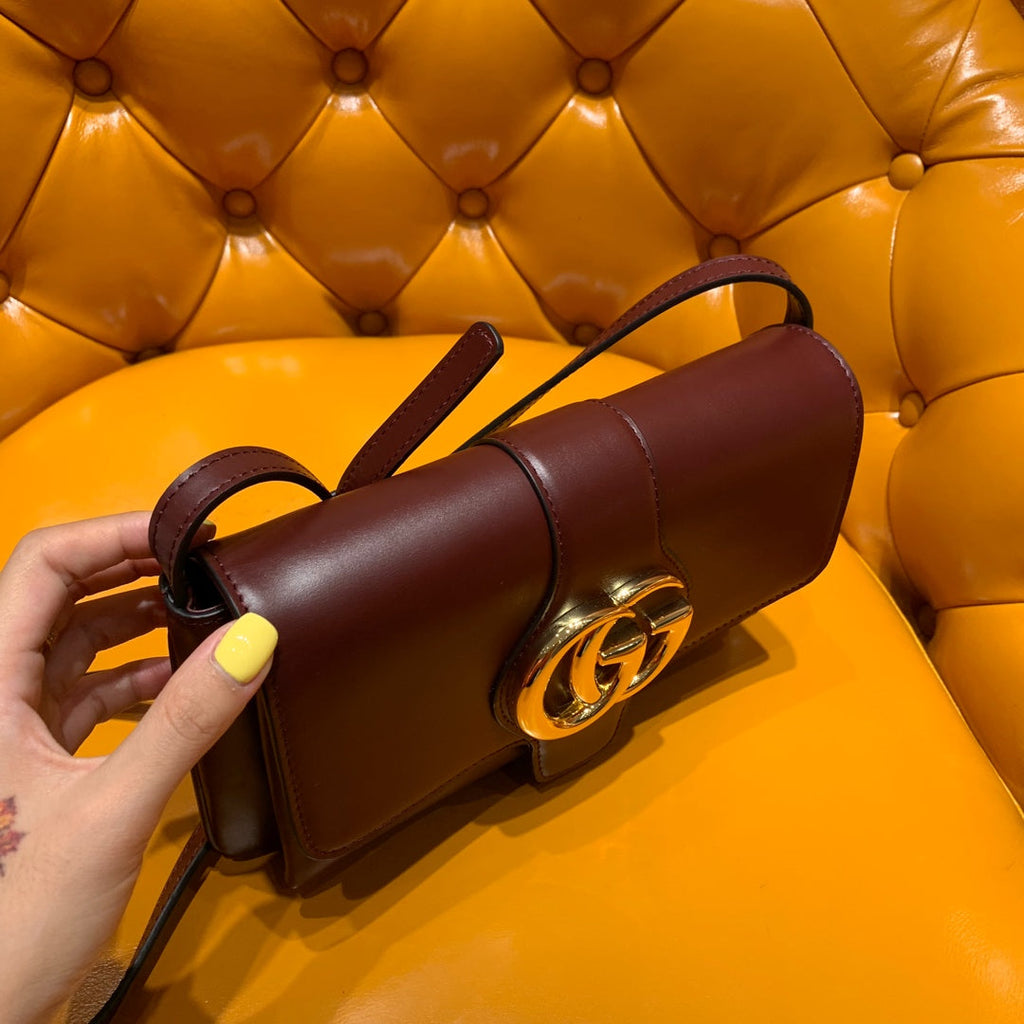 SAC GG ARLI 25 CM EN CUIR DE VEAU BORDEAUX QUINCAILLERIE DORÉ