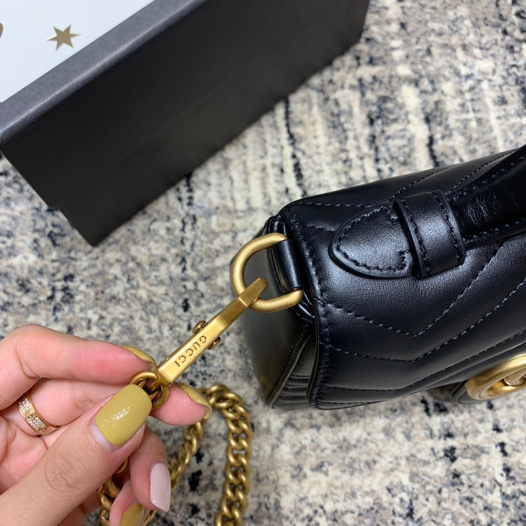 MINI-HAUT GG MARMONT 21 CM EN CUIR DE VEAU NOIR AVEC QUINCAILLERIE DORÉ