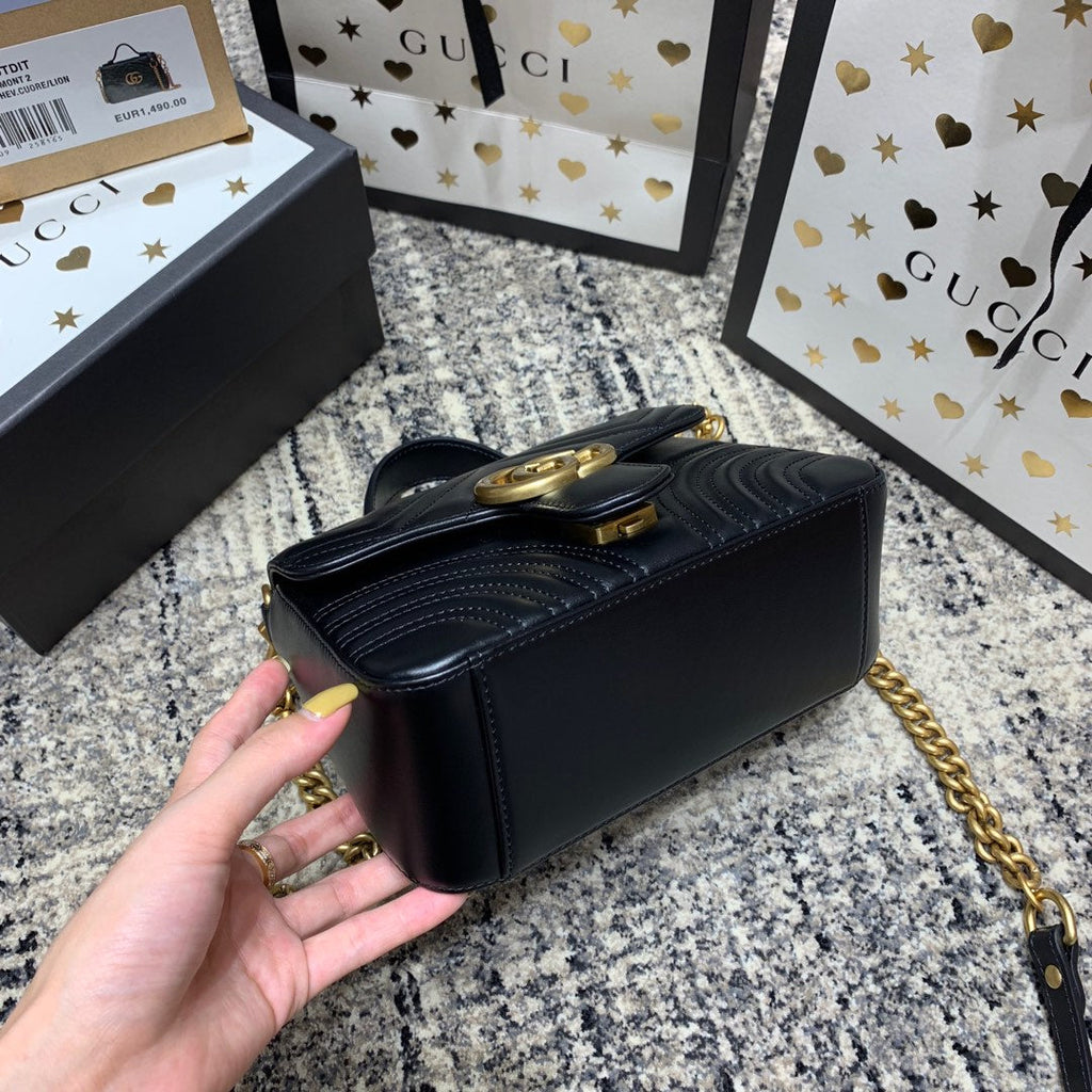 MINI-HAUT GG MARMONT 21 CM EN CUIR DE VEAU NOIR AVEC QUINCAILLERIE DORÉ