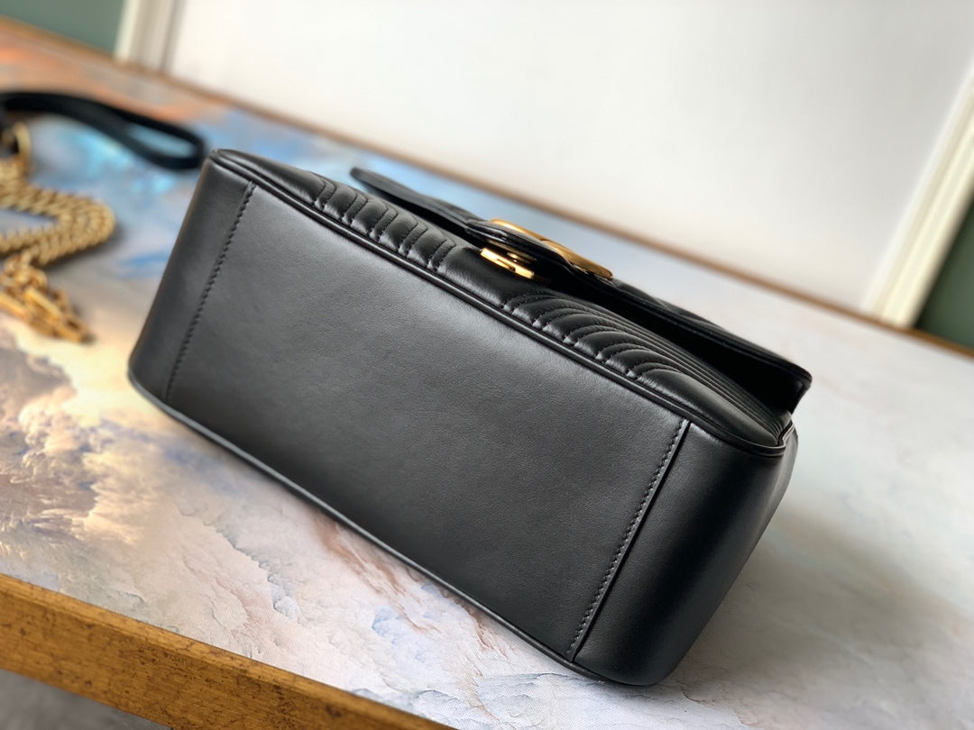 GG MARMONT 26,5 CM EN CUIR DE VEAU NOIR AVEC QUINCAILLERIE DORÉ