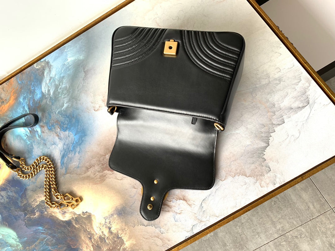 GG MARMONT 26,5 CM EN CUIR DE VEAU NOIR AVEC QUINCAILLERIE DORÉ