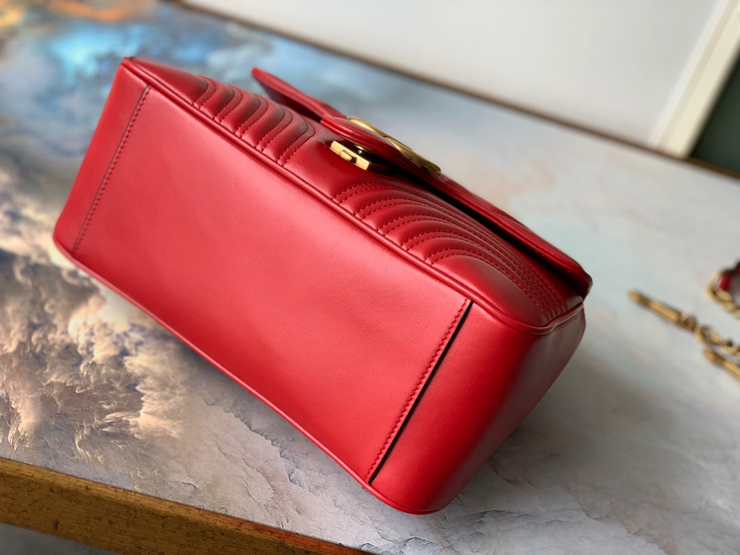 GG MARMONT 26,5 CM CUIR DE VEAU ROUGE QUINCAILLERIE DORÉ