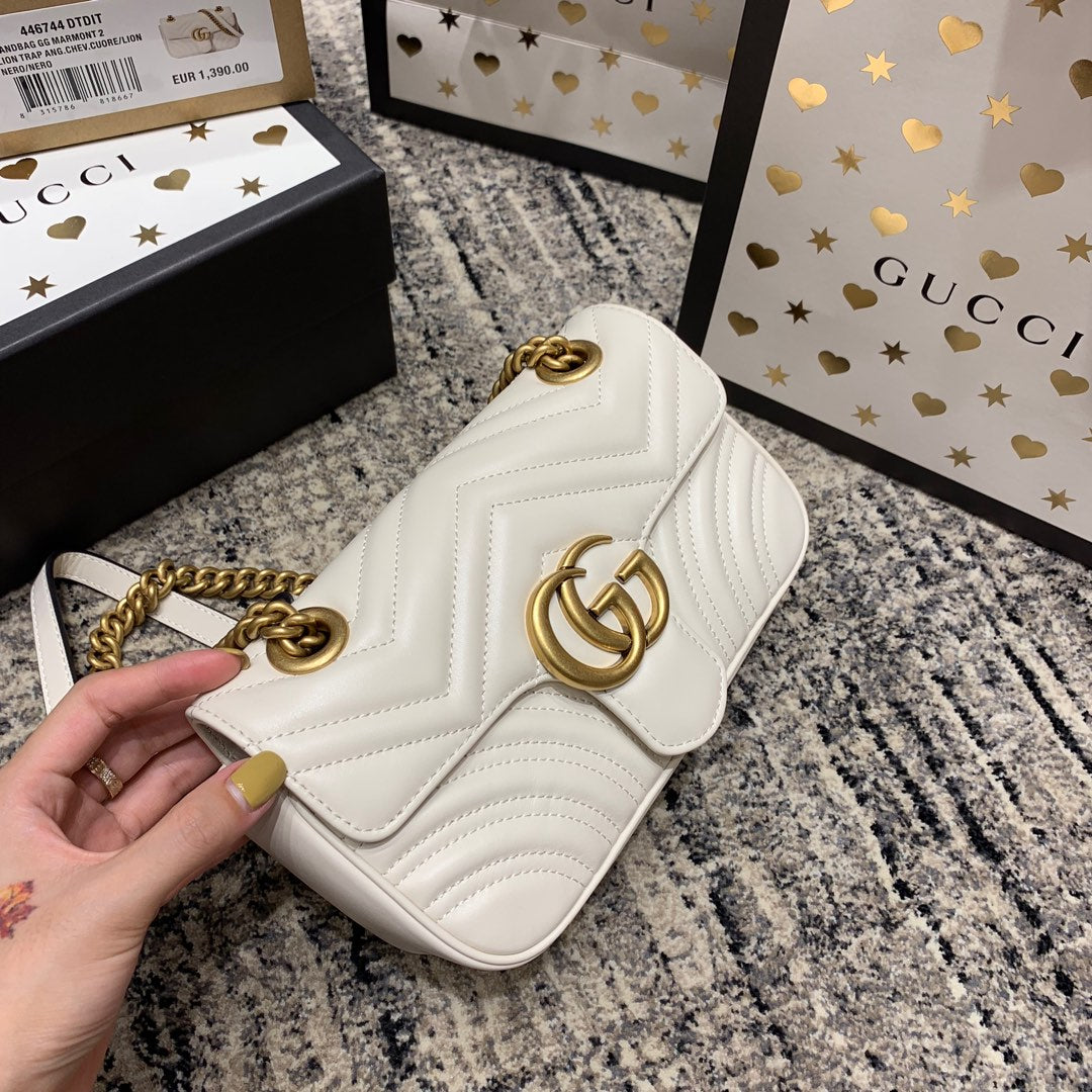 GG MARMONT 22CM CUIR DE VEAU BLANC QUINCAILLERIE DORÉ