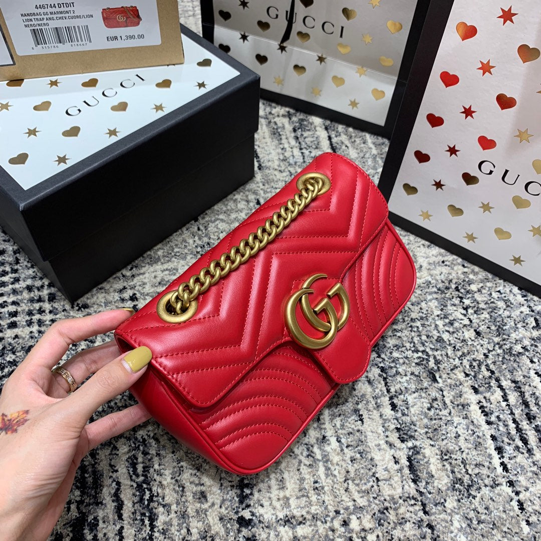 GG MARMONT 22CM CUIR DE VEAU ROUGE QUINCAILLERIE DORÉ