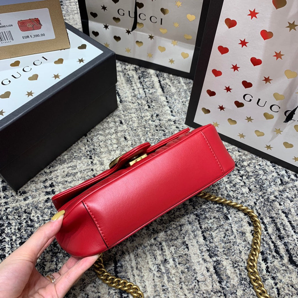GG MARMONT 22CM CUIR DE VEAU ROUGE QUINCAILLERIE DORÉ